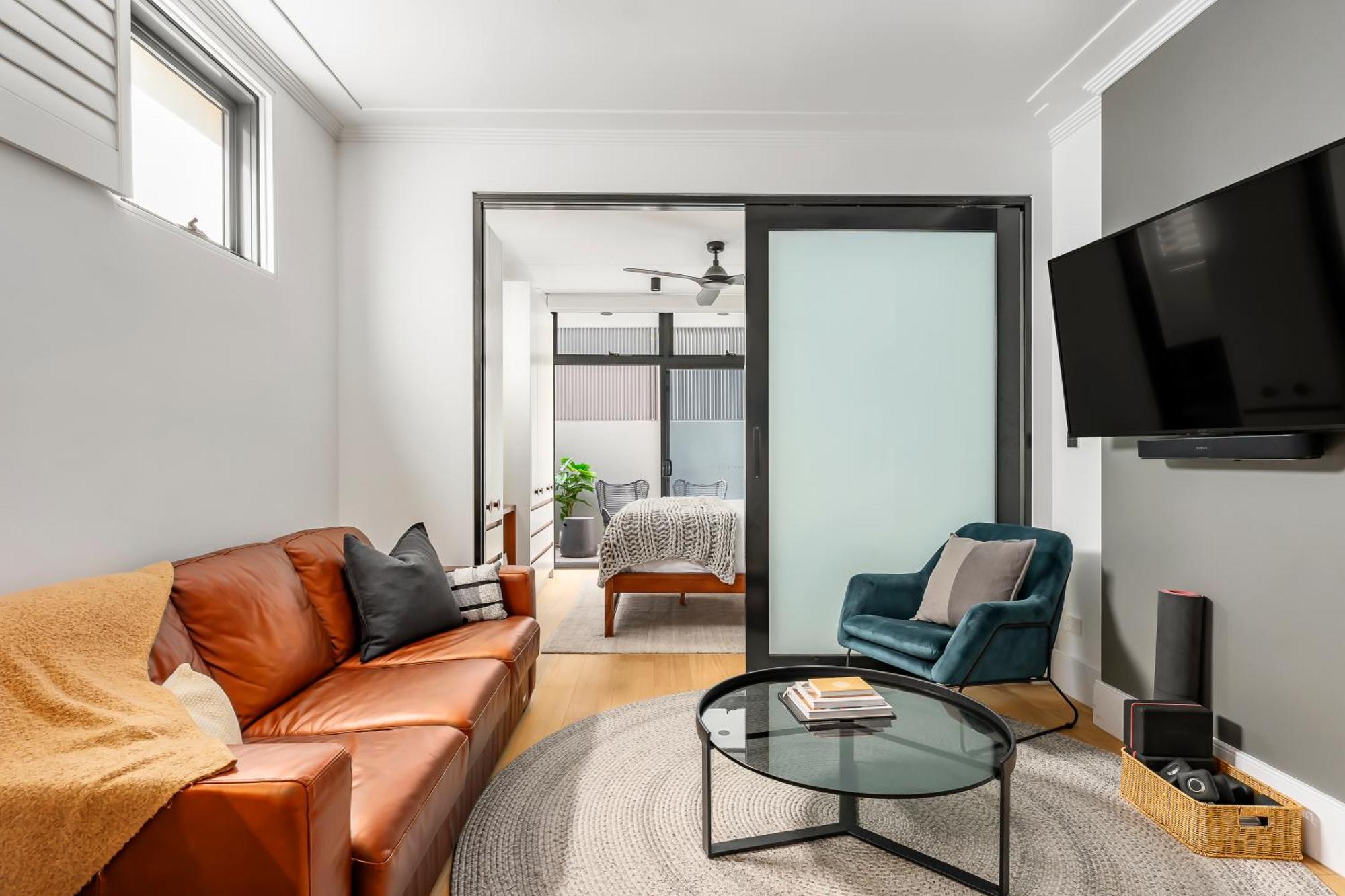 Barangaroo Park Apartments By Urban Rest Sydney Exterior photo